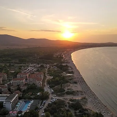 Апартхотел Touristic Complex Hacienda Созопол