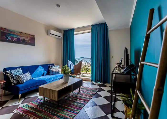 Ξενοδοχείο με διαμερίσματα Touristic Complex Hacienda 4*