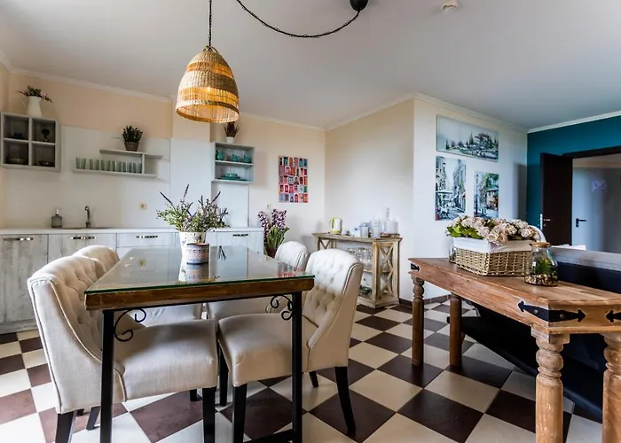 Ξενοδοχείο με διαμερίσματα Touristic Complex Hacienda 4*